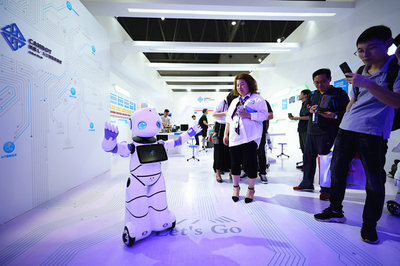 AI教育成新宠 CANBOT机器人与人工智能实验室如何引领双创服务新浪潮